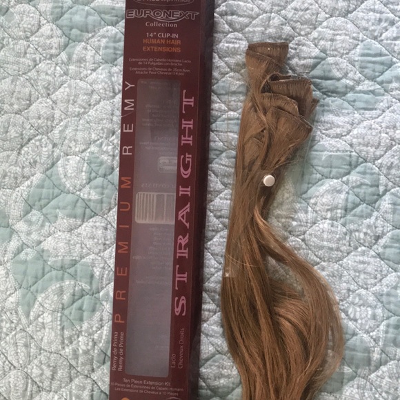 Remy hair extensions color light caramel
